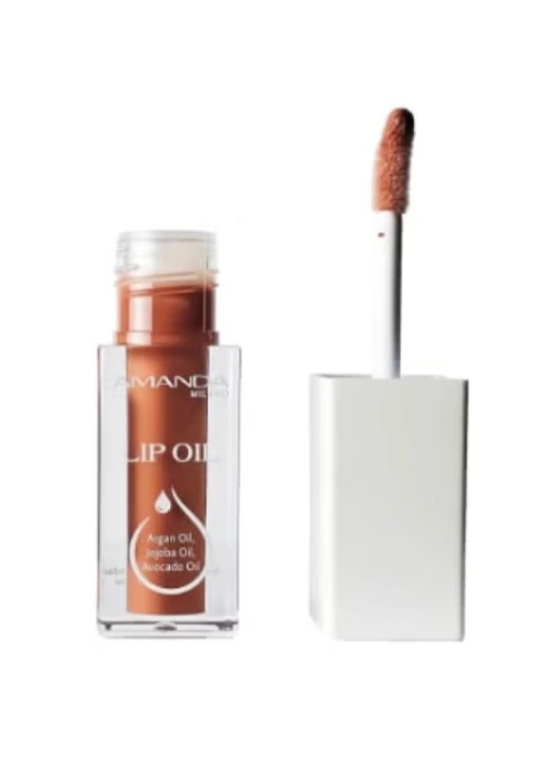 Amanda Lip Oil 03